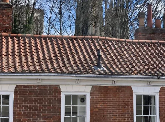 Intown - 60 Second Walk 2 Minster! Casa de hóspedes 3*